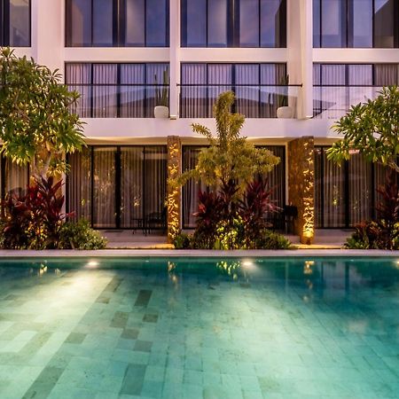The R Apartments Pererenan ชังกู ภายนอก รูปภาพ